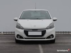 Biały Używany 2015 Peugeot 208 Hatchback | 17 499 zł (Dobra cena)