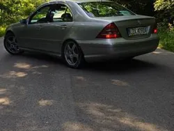 Używany 2001 Mercedes C320 Sedan/Limuzyna | 10 000 zł