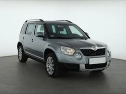 Srebrny Używany 2012 Skoda Yeti SUV | 21 499 zł (Uczciwa cena)