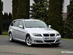 Srebrny Używany 2010 BMW 320 Kombi | 23 900 zł
