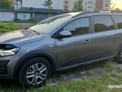Szary Używany 2023 Dacia Jogger Sedan/Limuzyna | 61 900 zł (Dobra cena)