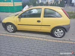 Żółty Używany 2001 Opel Corsa Hatchback | 3300 zł (Uczciwa cena)