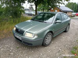 Srebrny Używany 2002 Skoda Octavia Sedan/Limuzyna | 2950 zł