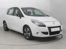Biały Używany 2011 Renault Scénic III Minivan | 17 499 zł (Uczciwa cena)