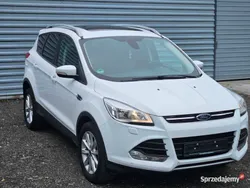 Biały Używany 2015 Ford Kuga SUV | 55 000 zł (Uczciwa cena)