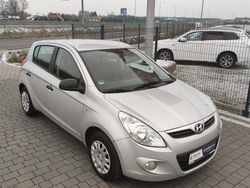 Szary (metalik) Używany 2011 Hyundai i20 Hatchback | 15 500 zł (Dość drogi)