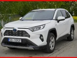Biały Używany 2019 Toyota RAV4 Hybrid SUV | 109 000 zł (Uczciwa cena)