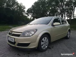 Złoty Używany 2004 Opel Astra Hatchback | 9500 zł (Uczciwa cena)