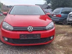 Czerwony Używany 2010 VW Golf VI Hatchback | 16 900 zł (Uczciwa cena)