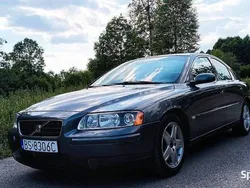 Szary Używany 2005 Volvo S60 Sedan/Limuzyna | 10 500 zł (Uczciwa cena)