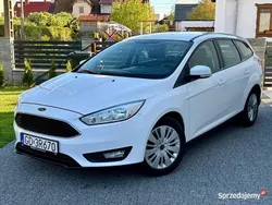 Biały Używany 2018 Ford Focus Kombi | 37 500 zł (Uczciwa cena)