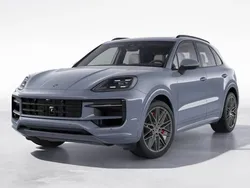 Arctic grey Nowe 2024 Porsche Cayenne S SUV | 810 288 zł (Dobra cena)