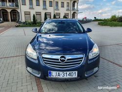 Niebieski Używany 2012 Opel Insignia Kombi | 18 800 zł (Dobra cena)