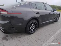 Używany 2022 Kia Stinger 2 | 129 000 zł