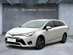 Biały Używany 2017 Toyota Avensis Premium Kombi | 66 900 zł (Dość drogi)