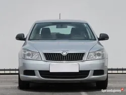 Srebrny Używany 2011 Skoda Octavia Hatchback | 11 999 zł (Super Cena)