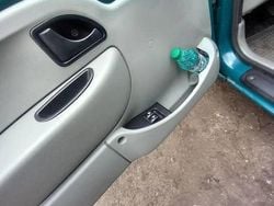 Zielony Używany 2004 Renault Kangoo Minivan | 1999 zł (Dobra cena)