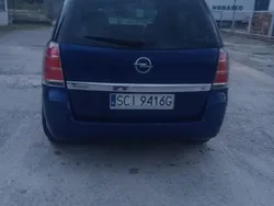 Niebieski Używany 2006 Opel Zafira Minivan | 10 500 zł (Dość drogi)