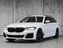 Biel alpejska Używany 2022 BMW 530 Shadowline Kombi | 224 800 zł (Drogi)