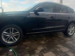 Czarny Używany 2012 Audi Q5 SUV | 30 000 zł