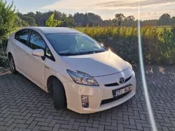 Biały Używany 2010 Toyota Prius Hatchback | 27 000 zł