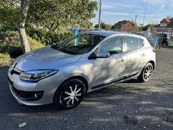 Srebrny Używany 2014 Renault Mégane III Hatchback | 25 900 zł (Uczciwa cena)