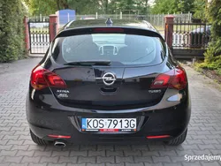 Używany 2010 Opel Astra | 22 490 zł