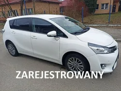 Biały Używany 2017 Toyota Verso Minivan | 66 900 zł (Drogi)