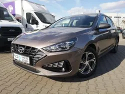 Beżowy Używany 2022 Hyundai i30 Comfort Hatchback | 61 900 zł (Uczciwa cena)