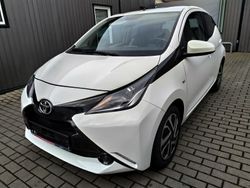 Biały Używany 2016 Toyota Aygo Hatchback | 28 900 zł (Uczciwa cena)