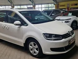 Biały (metalik) Używany 2013 VW Sharan Minivan | 45 900 zł (Uczciwa cena)