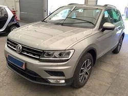 Inny kolor Używany 2016 VW Tiguan SUV | 87 900 zł (Drogi)