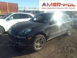 Czarny Używany 2017 Porsche Macan SUV | 103 000 zł