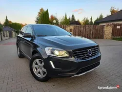 Czarny Używany 2015 Volvo XC60 SUV | 69 500 zł (Super Cena)
