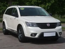 Biały Używany 2015 Fiat Freemont SUV | 45 999 zł (Uczciwa cena)
