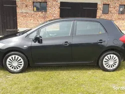 Czarny Używany 2007 Toyota Auris Hatchback | 10 600 zł (Uczciwa cena)