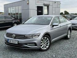 Srebrny (metalik) Używany 2020 VW Passat Business Sedan/Limuzyna | 76 900 zł (Uczciwa cena)