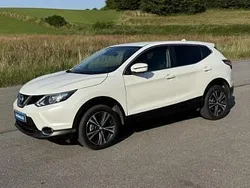 Biały Używany 2017 Nissan Qashqai 360º SUV | 62 500 zł (Dość drogi)