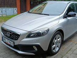 Szary (metalik) Używany 2014 Volvo V40 CC Summum Kombi | 49 700 zł