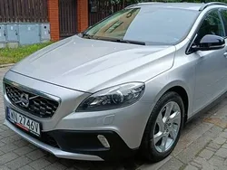 Szary (metalik) Używany 2014 Volvo V40 CC Summum Kombi | 51 900 zł