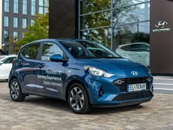 Niebieski (metalik) Używany 2024 Hyundai i10 Hatchback | 68 900 zł