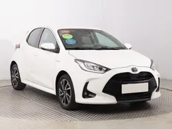 Biały Używany 2021 Toyota Yaris Hatchback | 64 999 zł (Uczciwa cena)