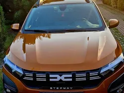 Złoty Używany 2023 Dacia Sandero Stepway Hatchback | 64 900 zł (Drogi)
