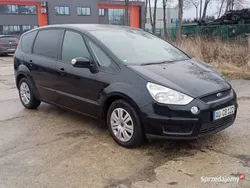 Czarny Używany 2009 Ford S-MAX S Minivan | 16 900 zł (Uczciwa cena)