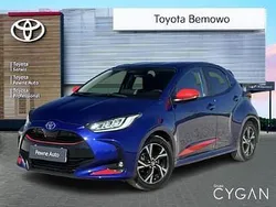 Niebieski Używany 2024 Toyota Yaris Hybrid Style Hatchback | 107 900 zł (Dość drogi)