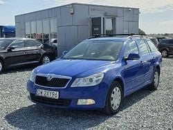 Niebieski Używany 2010 Skoda Octavia Active Kombi | 17 900 zł (Dobra cena)