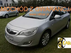 Srebrny (metalik) Używany 2010 Opel Astra Hatchback | 22 999 zł (Dość drogi)
