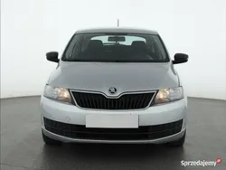 Srebrny Używany 2016 Skoda Rapid Hatchback | 17 499 zł (Dobra cena)