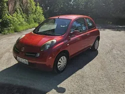 Czerwony Używany 2004 Nissan Micra Hatchback | 6500 zł (Uczciwa cena)