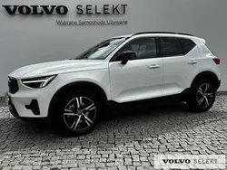 Biały Używany 2025 Volvo XC40 SUV | 169 900 zł (Uczciwa cena)